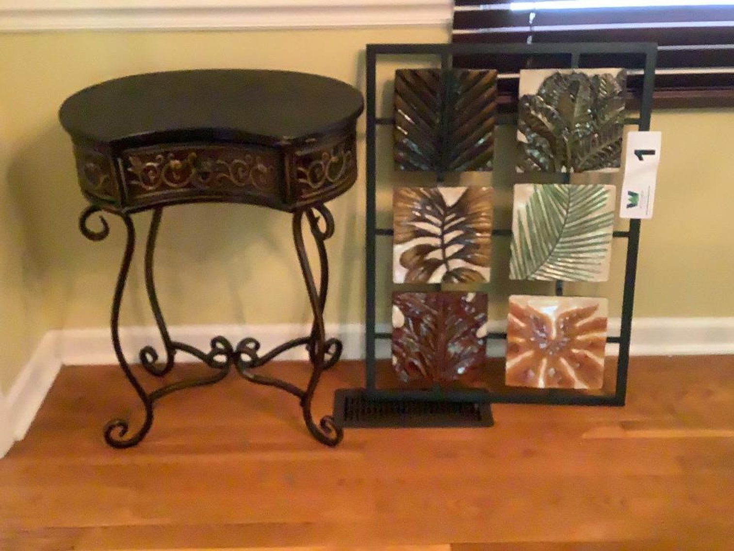 Image for Jim Snyder Living Estate Auction