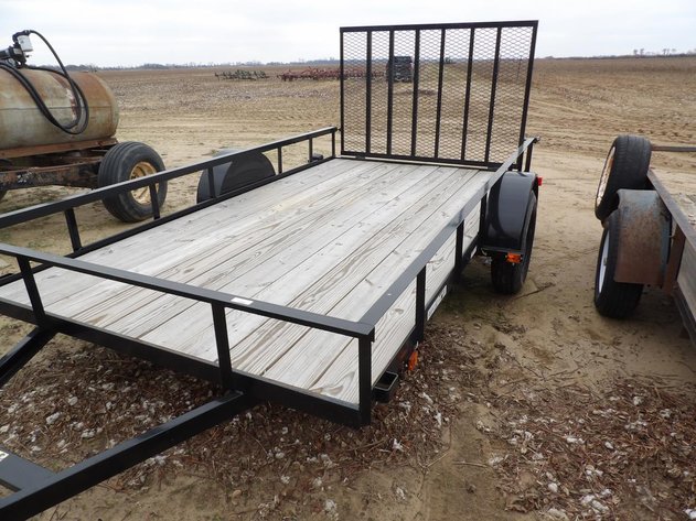 Image for Alvis Snider Estate Farm Equipment Auction