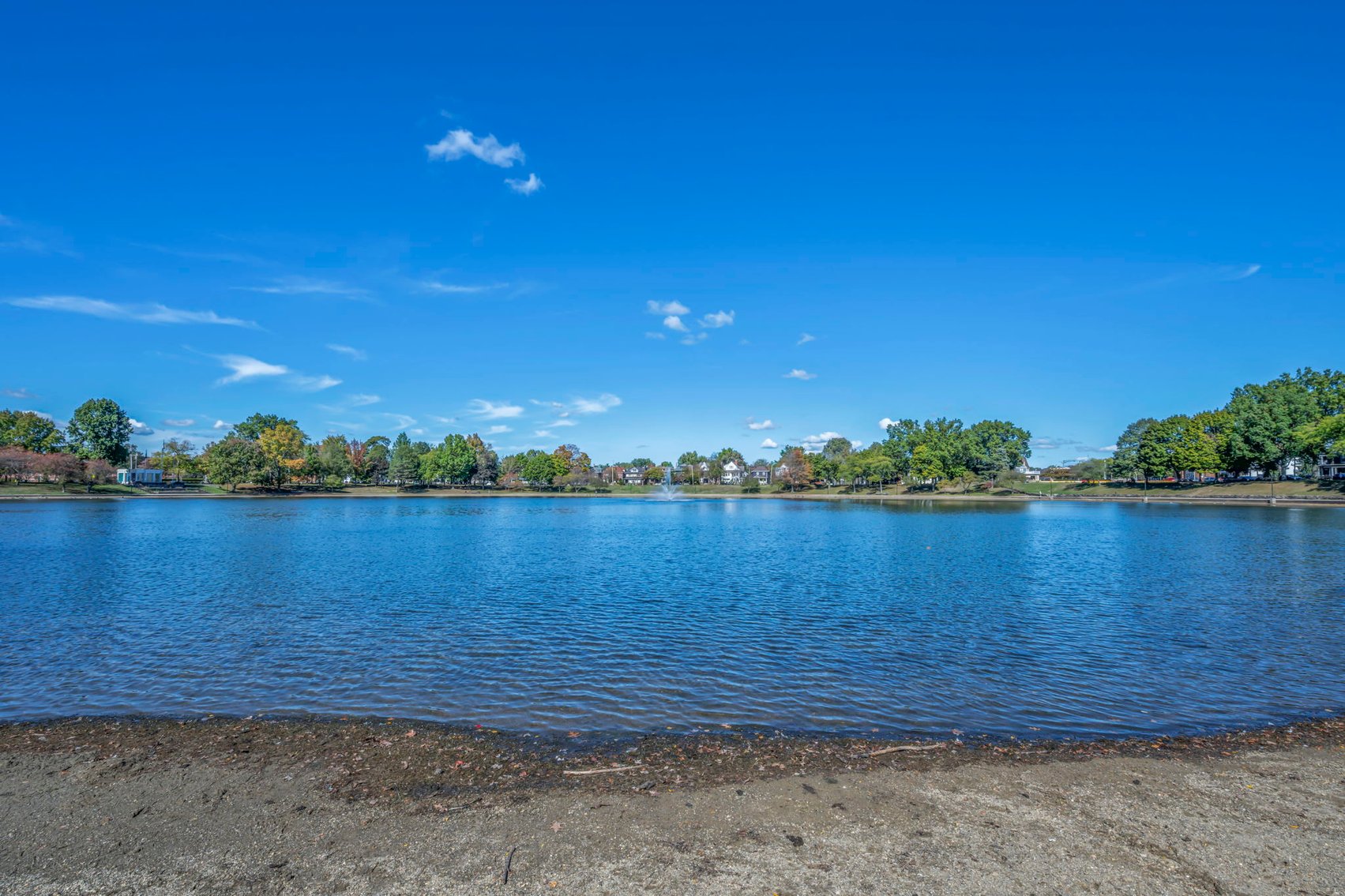 Image for 6050 SF Mixed-Use Retail / 2BR Apartment