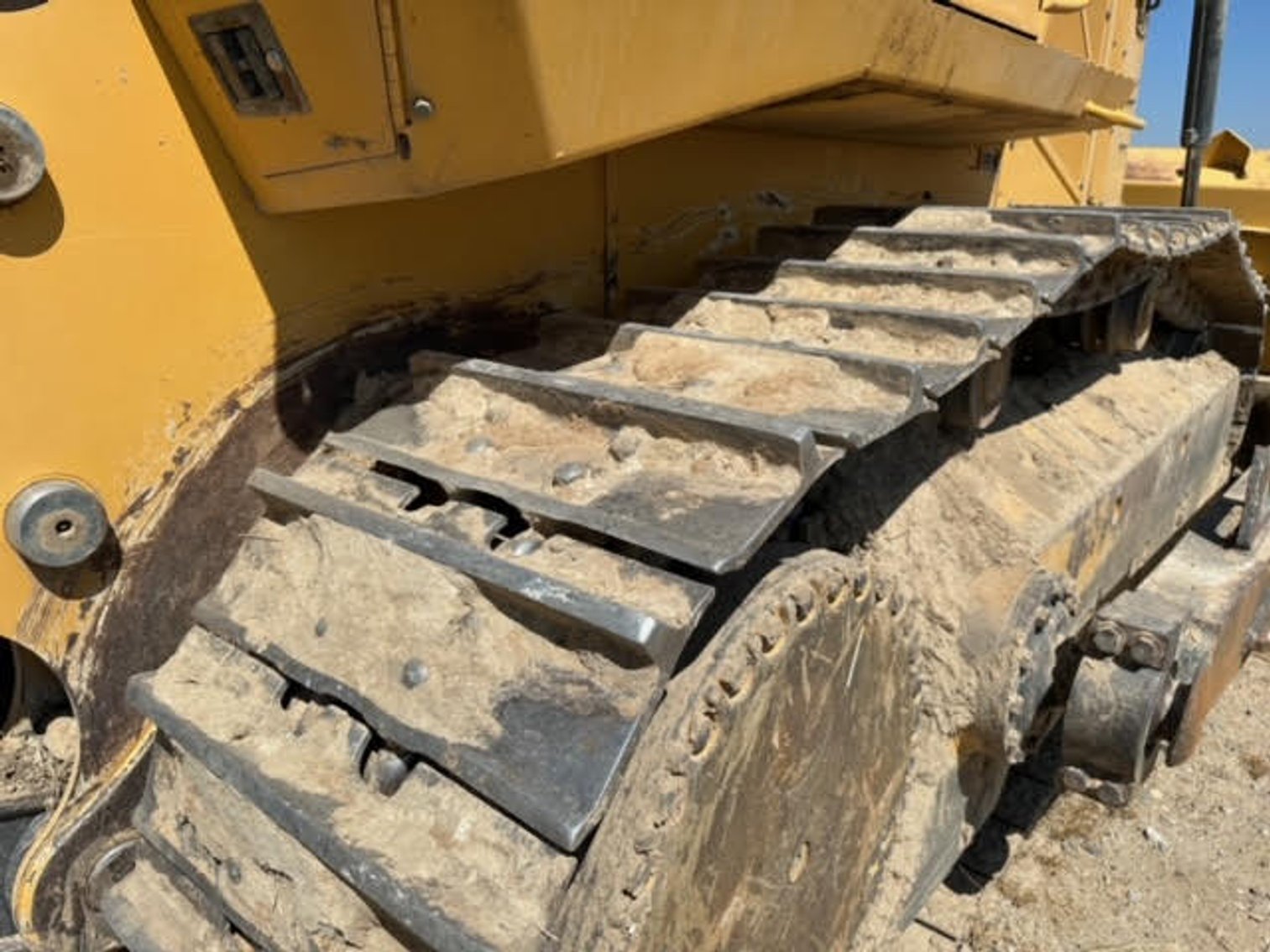 Image for 2016 John Deere 1050K