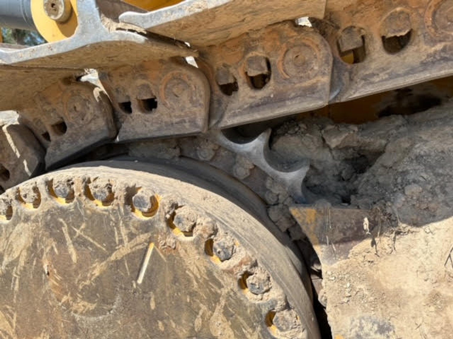 Image for 2016 John Deere 1050K