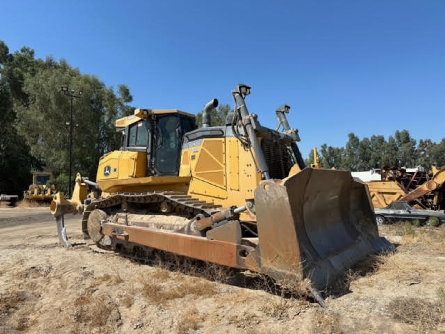 Image for 2016 John Deere 1050K