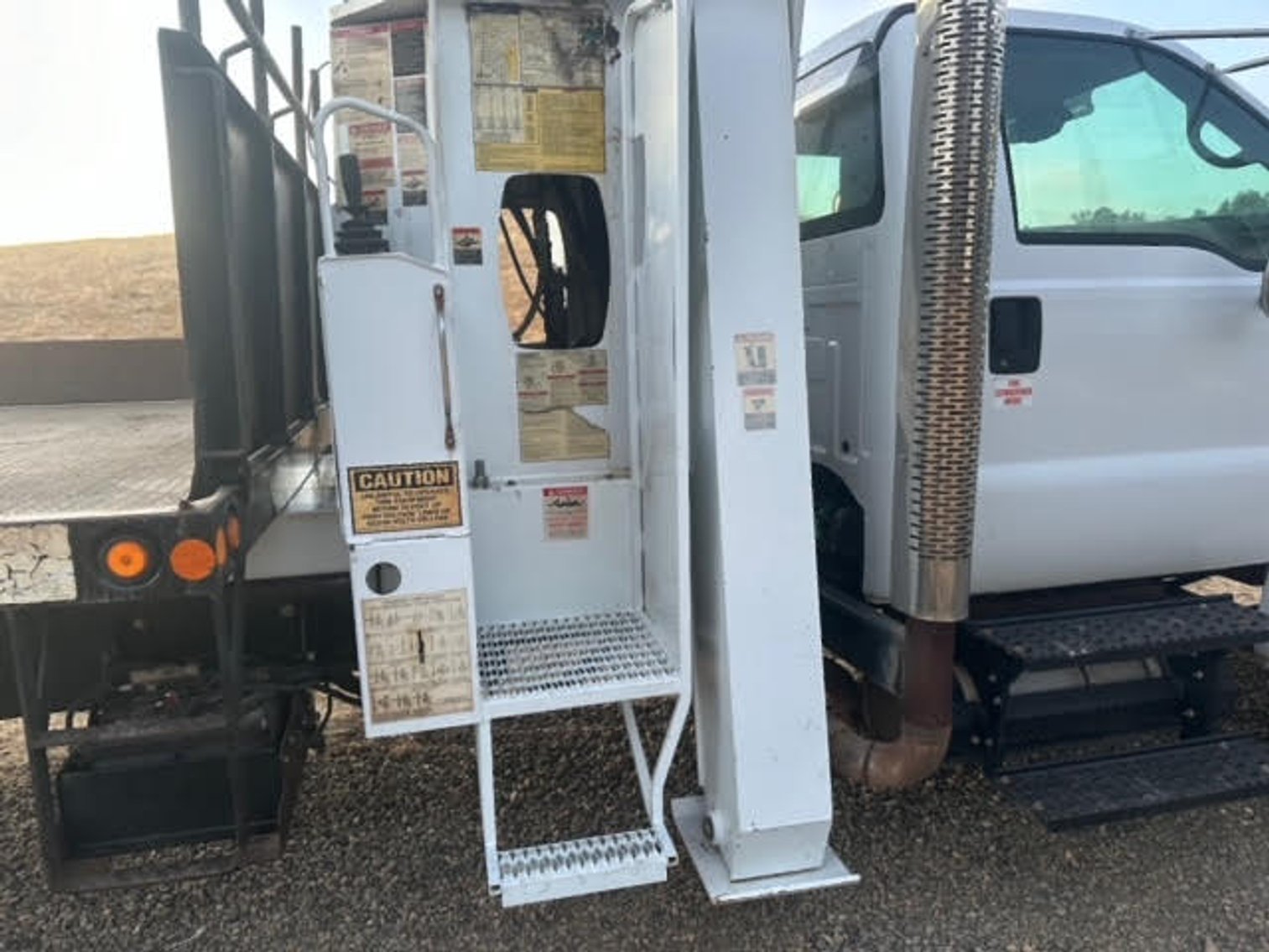 Image for 2009 Altec AC18-70B on 2009 Ford F750