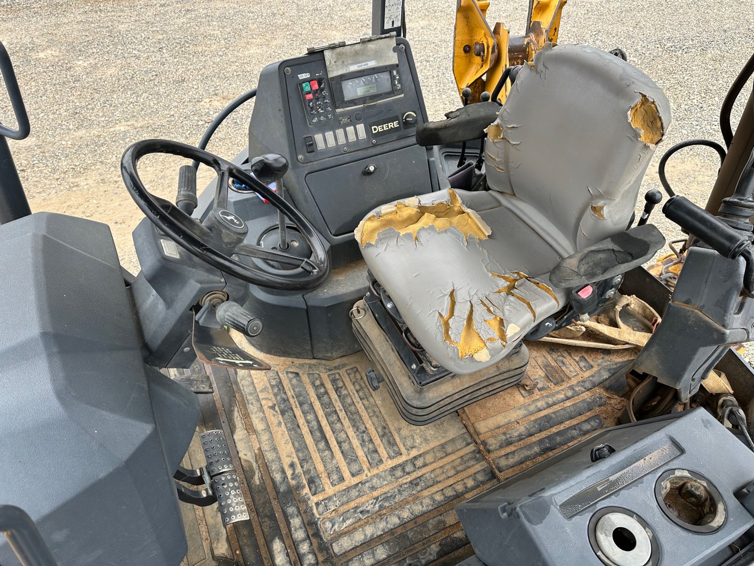 Image for 2015 John Deere 410L 4x4 Backhoe