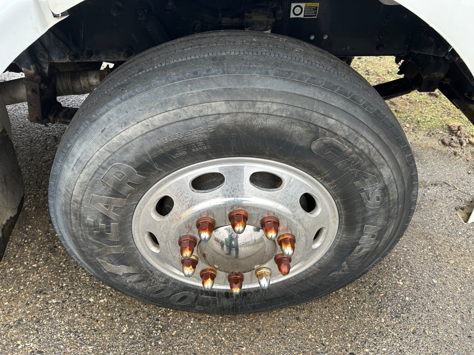 Image for 2004 Peterbilt 330 S/A Flatbed Truck