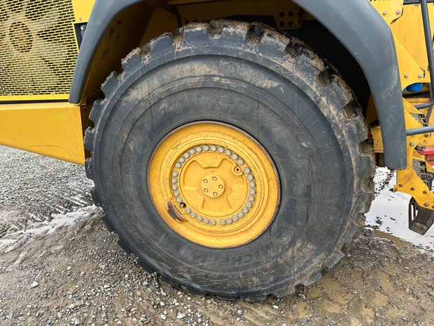 Image for 2015 John Deere 410ET