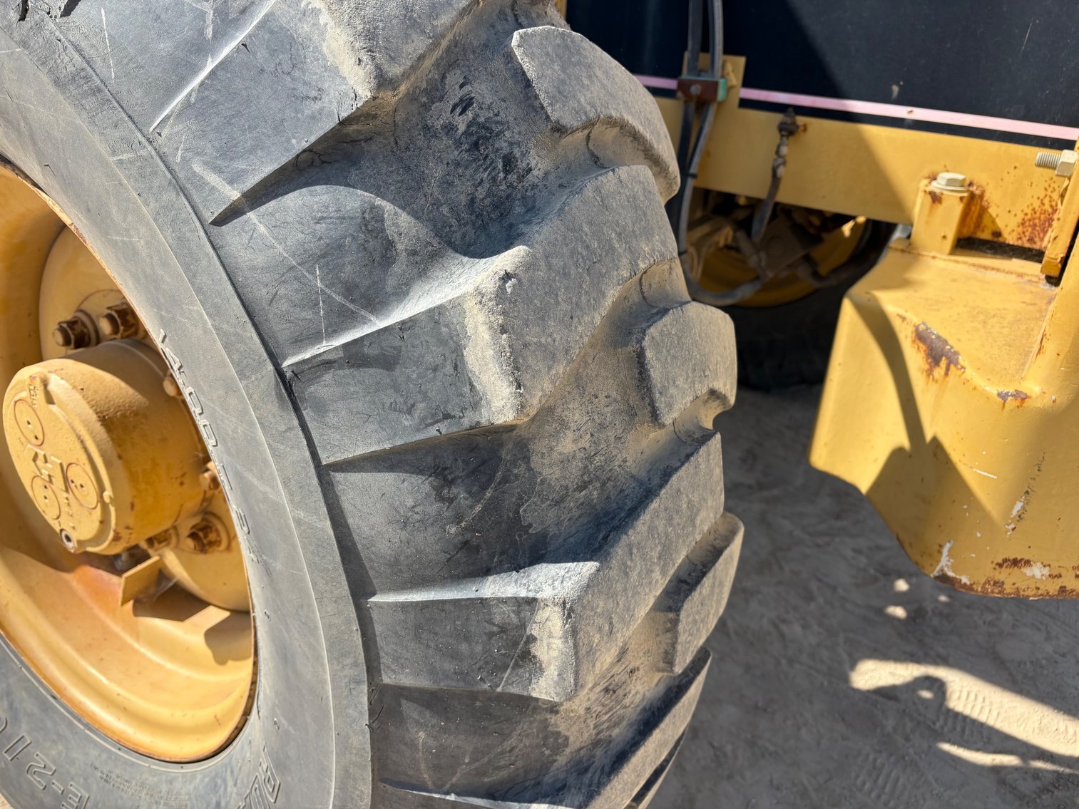 Image for Caterpillar TH83