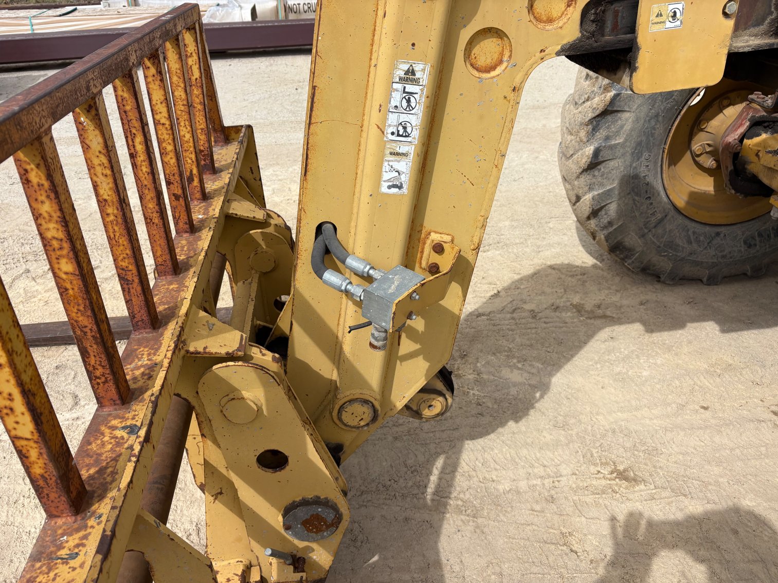 Image for Caterpillar TH83