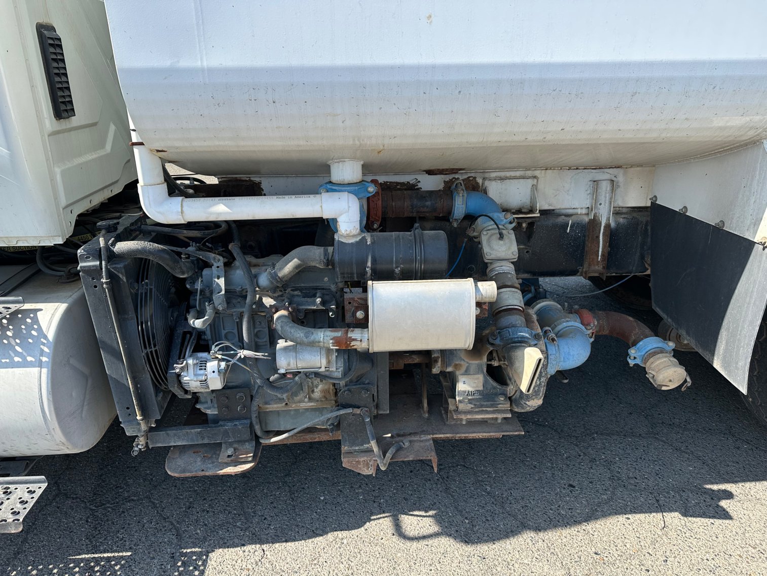 Image for 2012 International 4400 T/A 4000 Gallon Water Truck