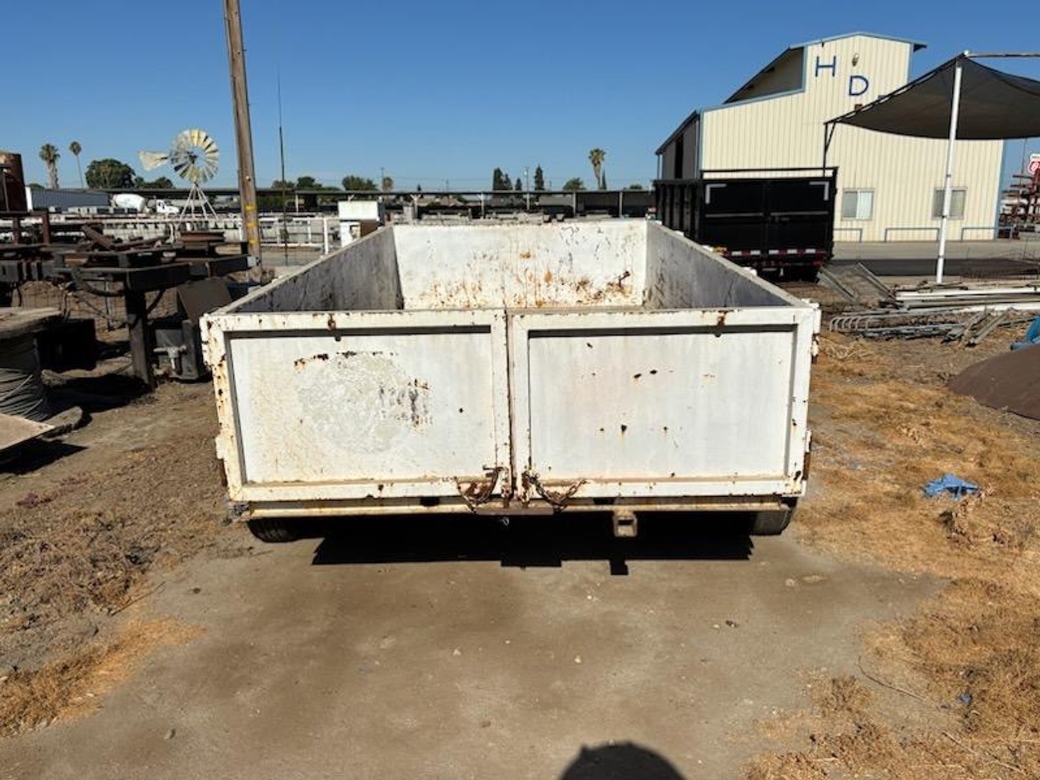 Image for 2005 Dargo T/A Dump Trailer