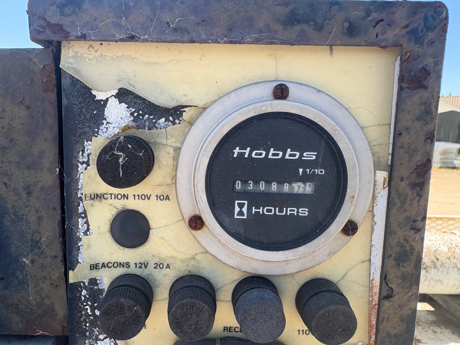 Image for 1998 Ford F700 Bucket Truck