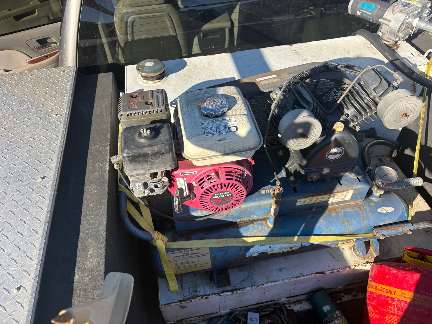 Image for 2012 GMC 3500HD Utility Truck