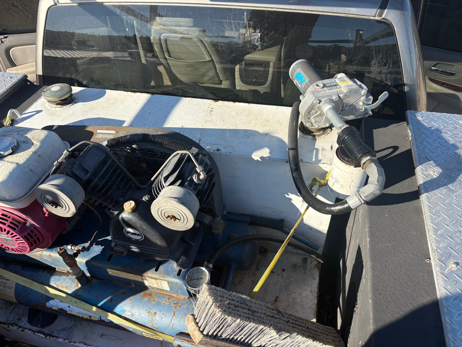 Image for 2012 GMC 3500HD Utility Truck