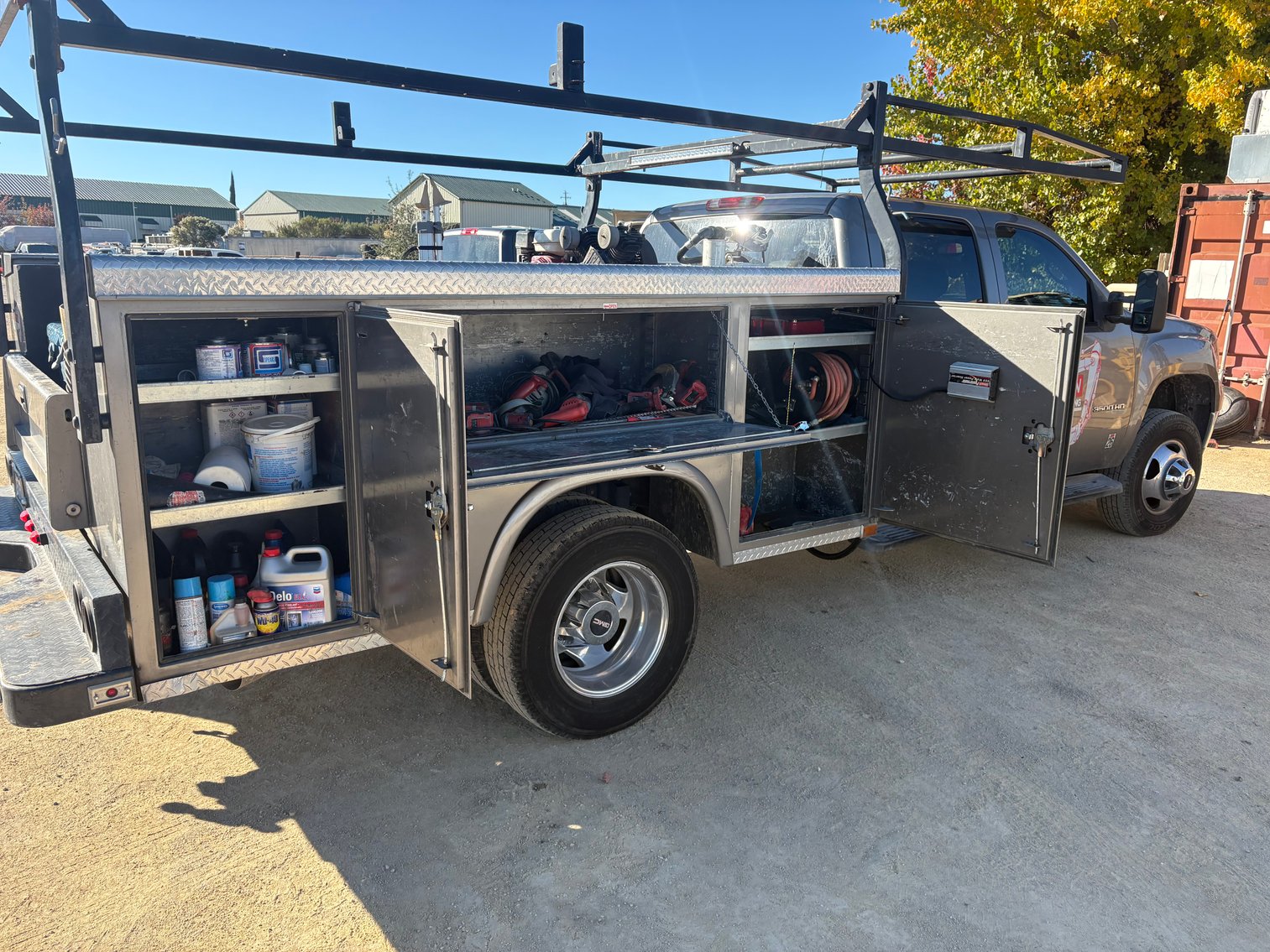 Image for 2012 GMC 3500HD Utility Truck