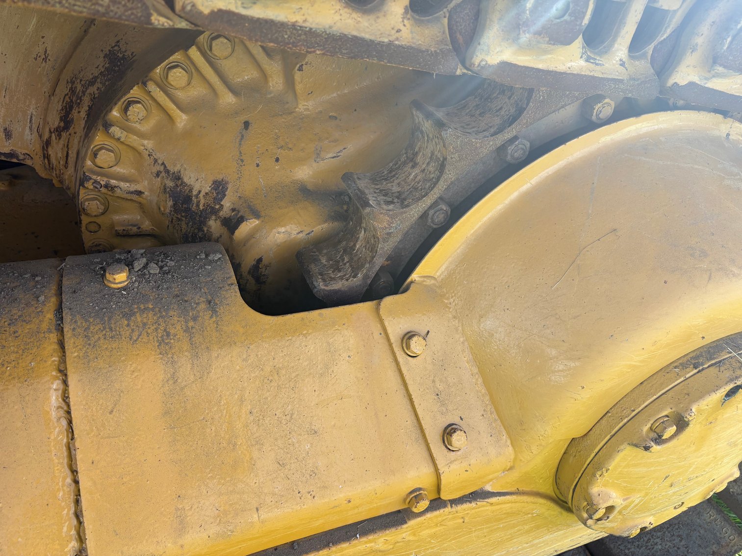 Image for Cat D7G w/ Brush Rake