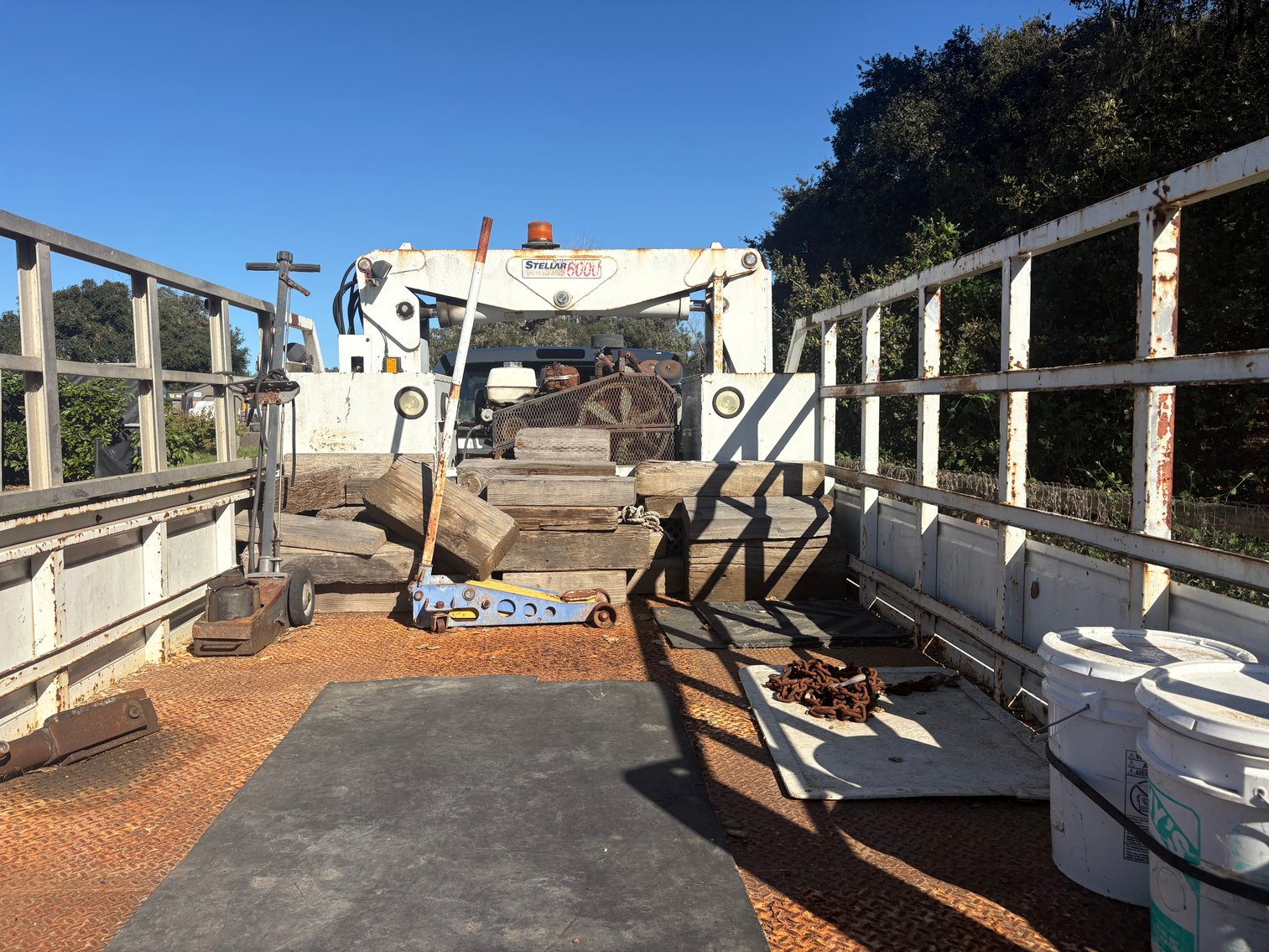 Image for 2019 Ford F750 Tire truck