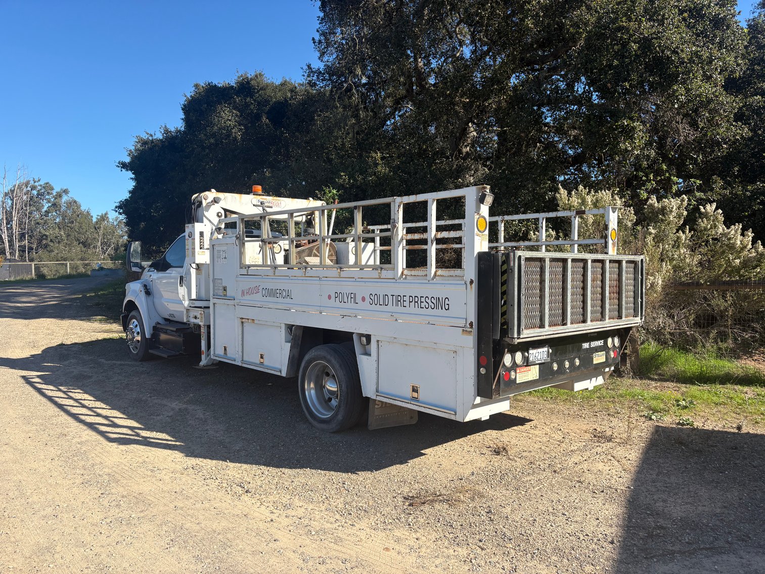 Image for 2019 Ford F750 Tire truck