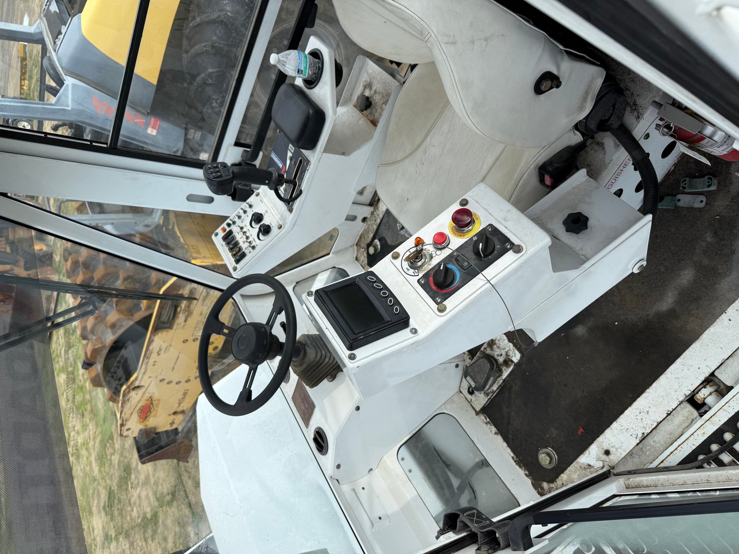 Image for 2017 Roadtec CB-100 Conveyor Broom