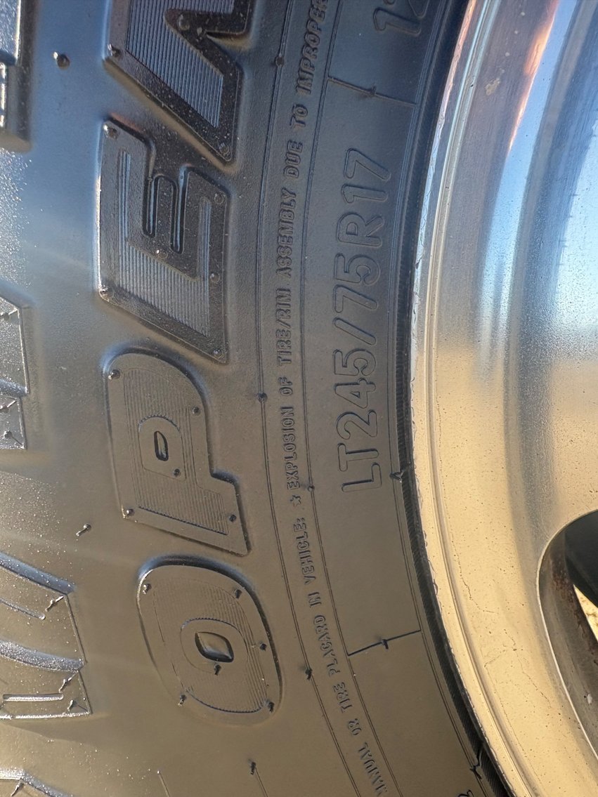 Image for 2013 Ford F350 4X4 XLT Utility Truck