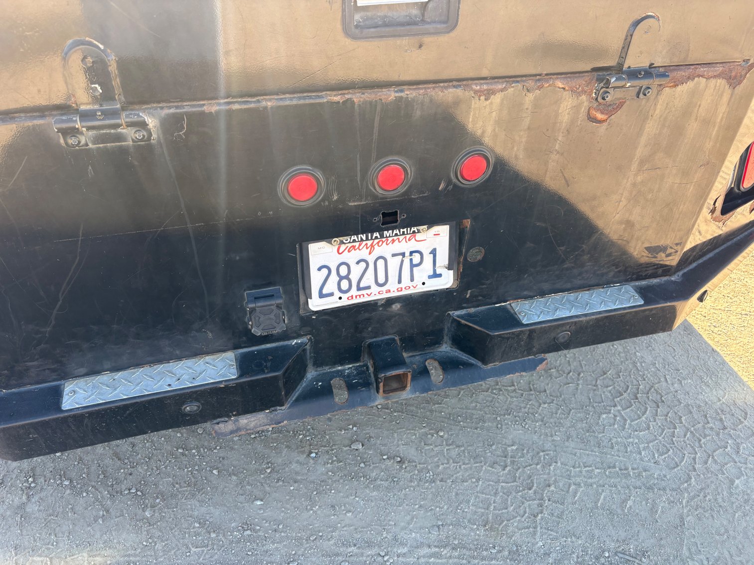 Image for 2013 Ford F350 4X4 XLT Utility Truck