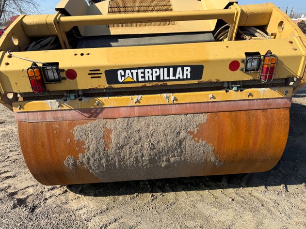 Image for 2014 Caterpillar CB64