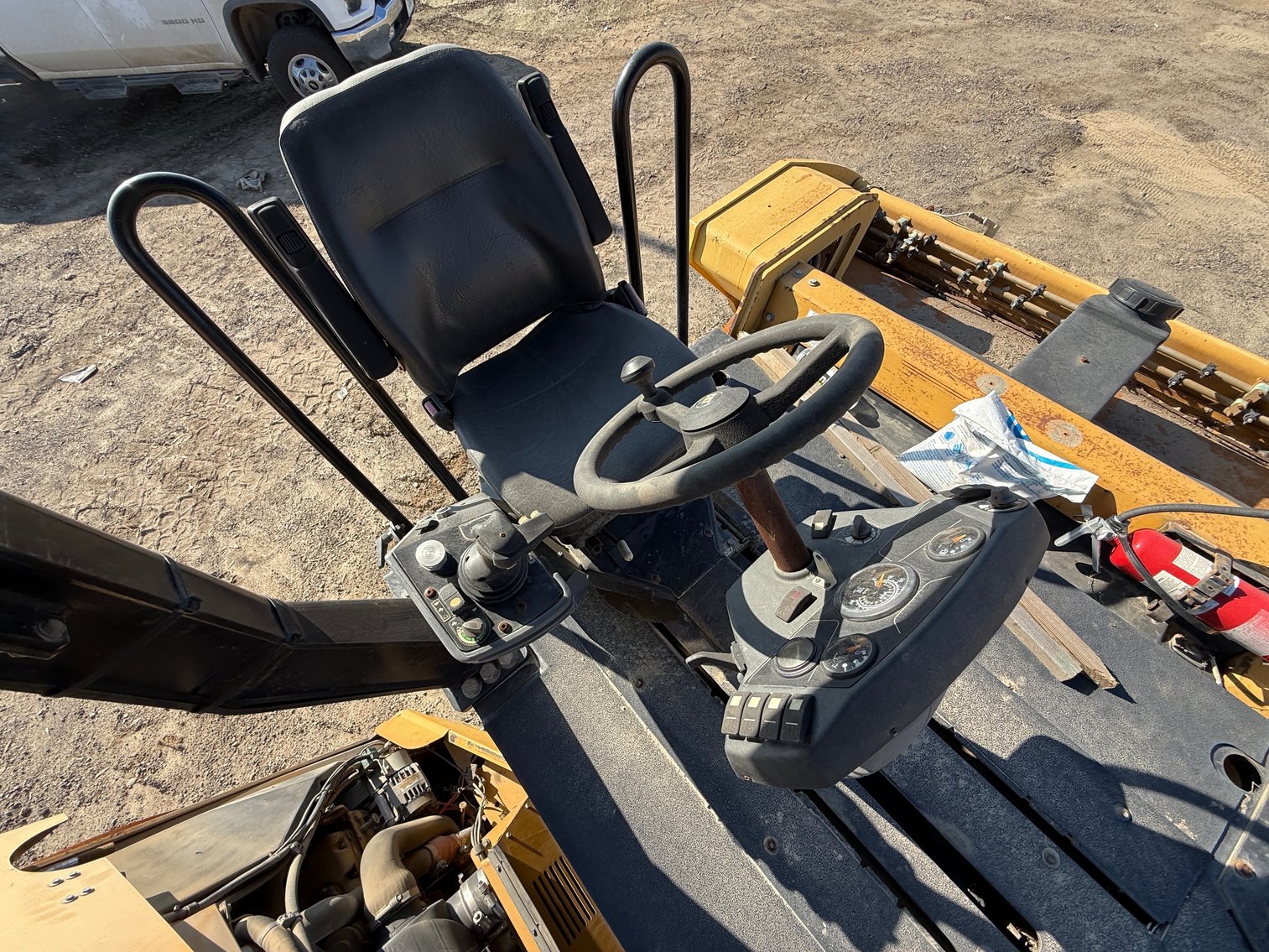 Image for 2014 Caterpillar CB64