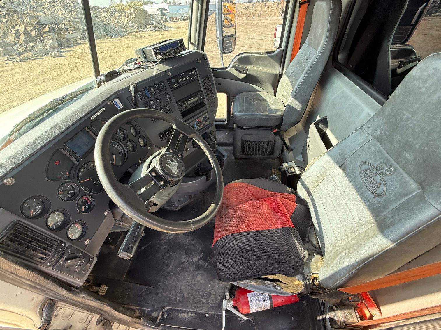 Image for 2013 Mack CXU613 T/A Dump Truck