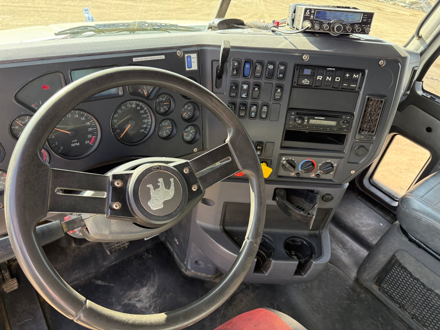 Image for 2013 Mack CXU613 T/A Dump Truck