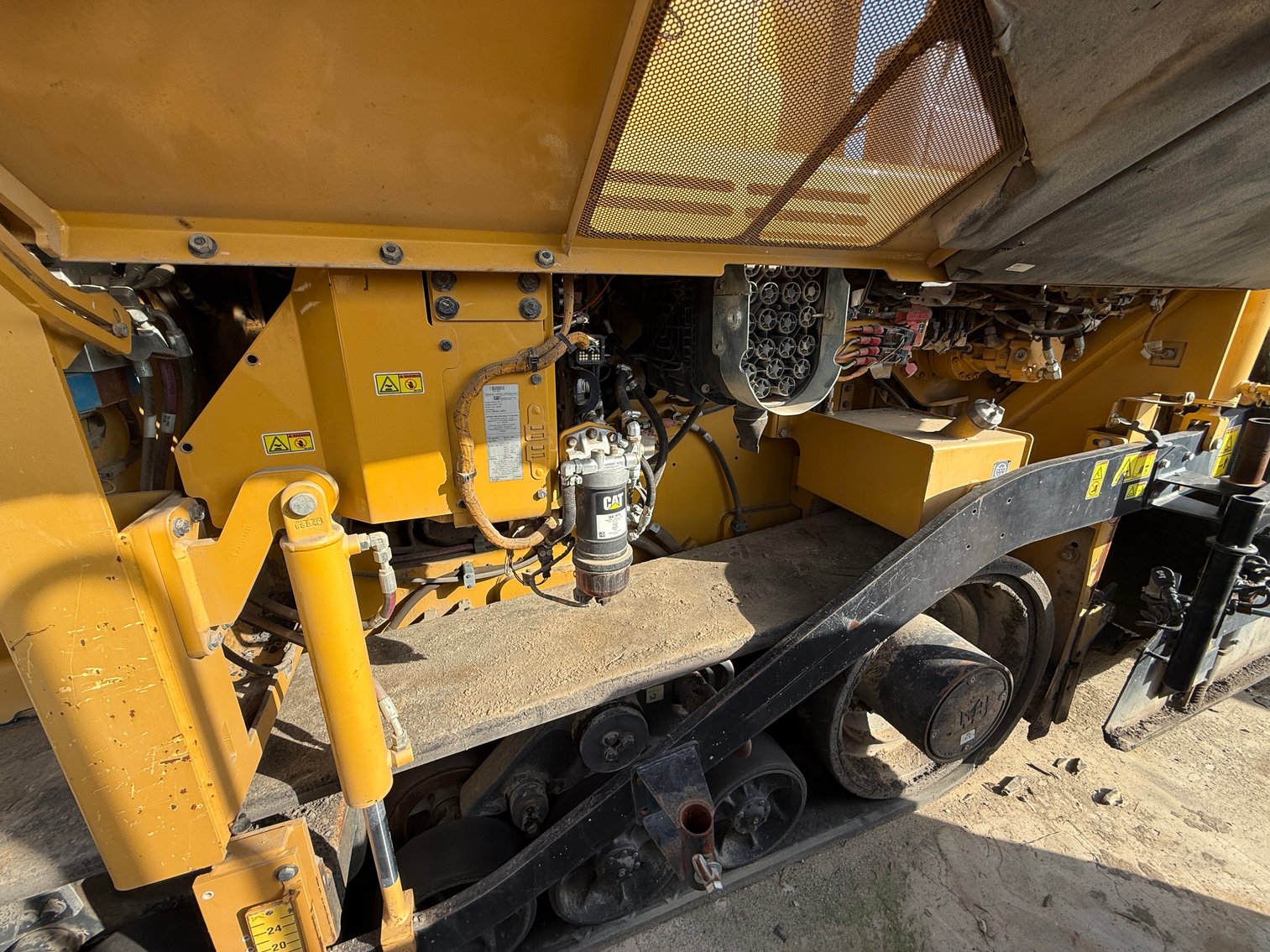 Image for 2014 Caterpillar AP-1055E