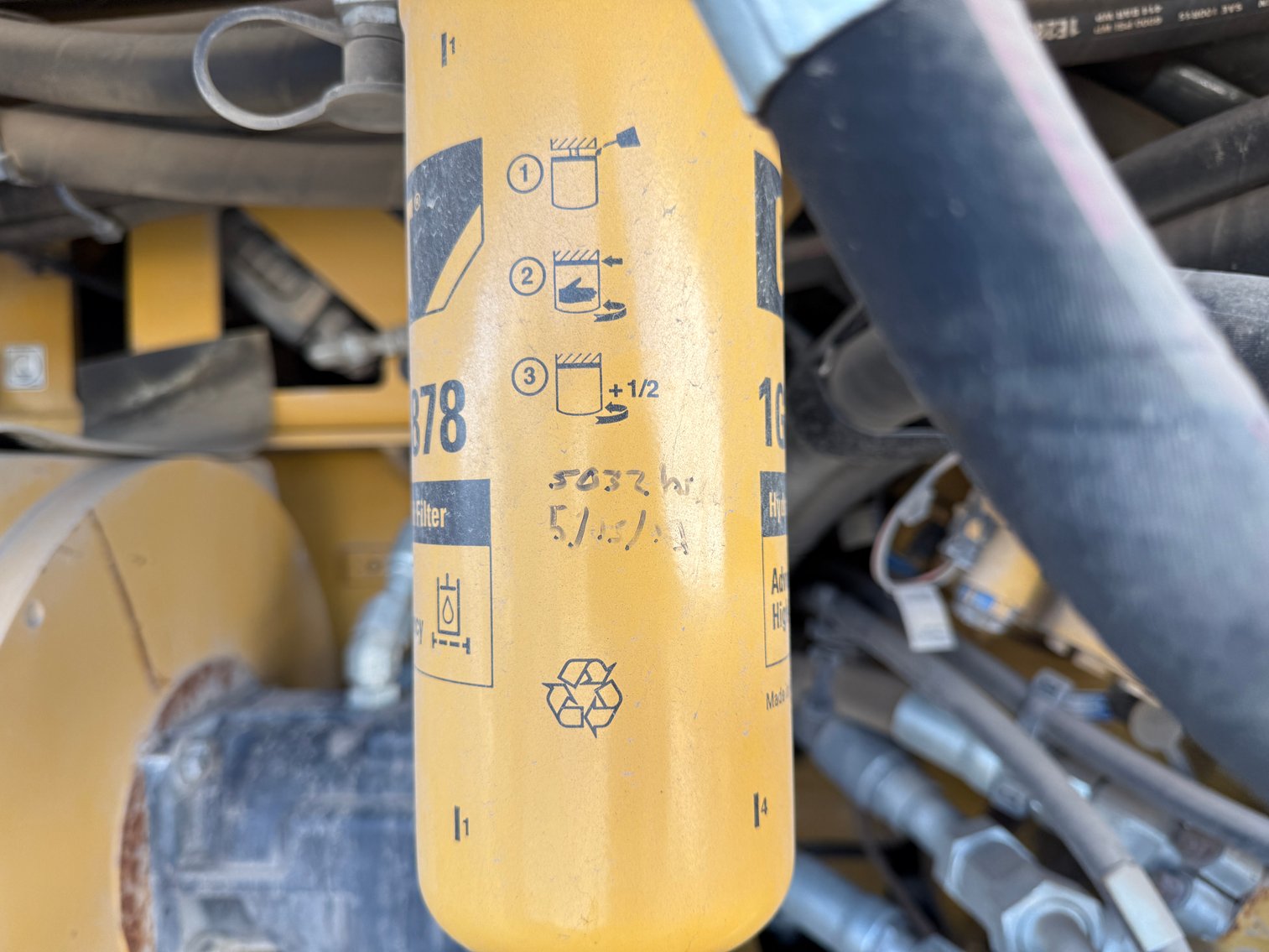 Image for 2014 Caterpillar AP-1055E