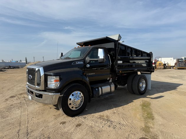 Image for 2018 Ford F650 S/A Dump Truck