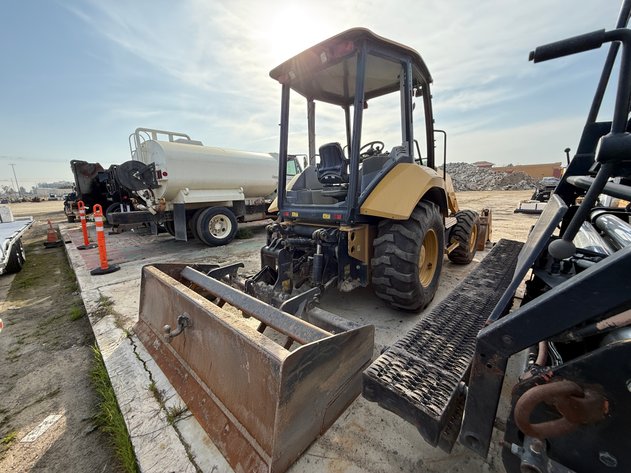 Image for 2016 Caterpillar 415F2 IL