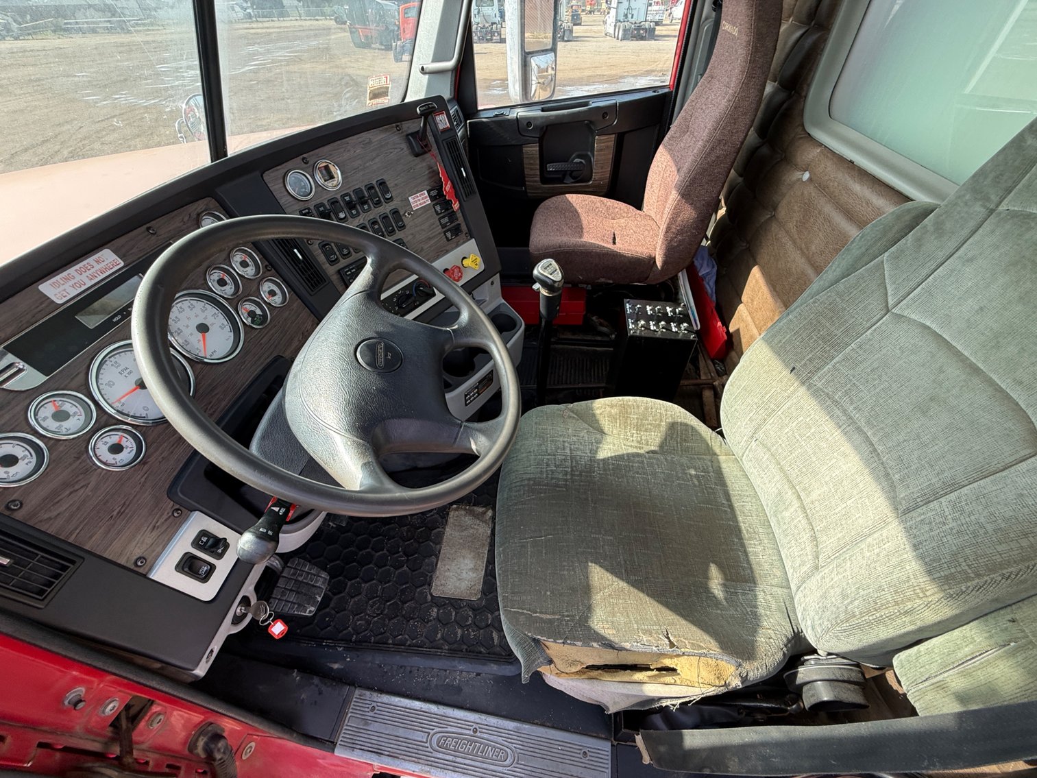 Image for 2011 Freightliner Coronado T/A Water Truck