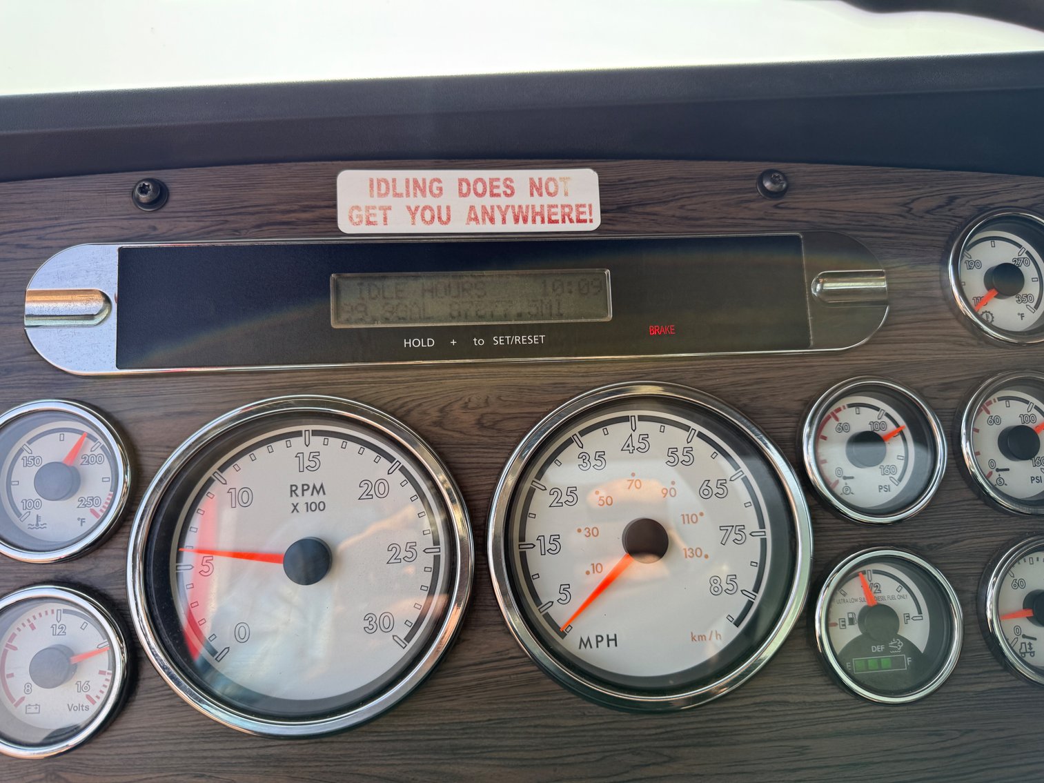 Image for 2011 Freightliner Coronado T/A Water Truck