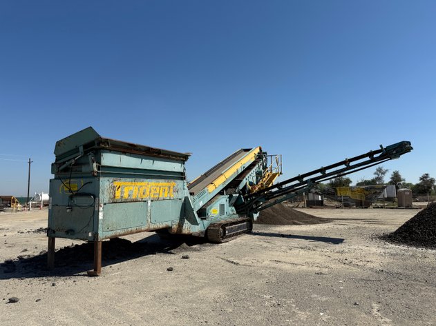 Image for 2002 Trident Screen