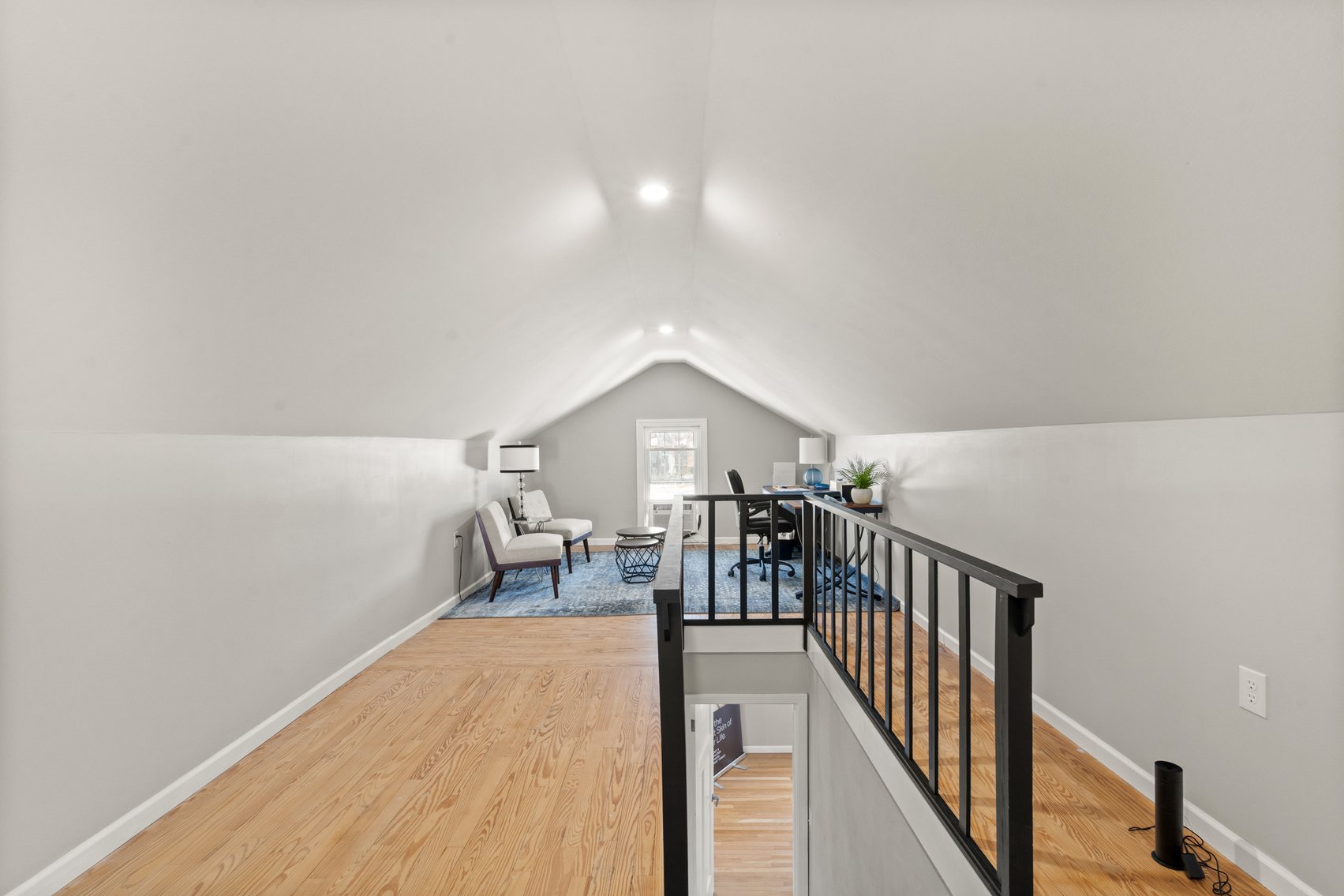 Image for New Albany Commercial Real Estate Auction; 4932 Charlestown Rd; ONLINE AUCTION ONLY