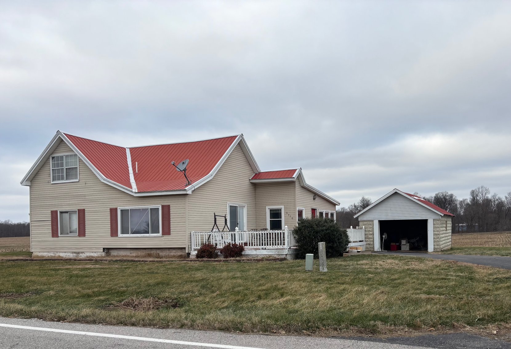 Image for Harrison County Real Estate Auction- 6370 Elizabeth New Middletown Rd. House w/ Land & Barn With Contents 52 +/- acres