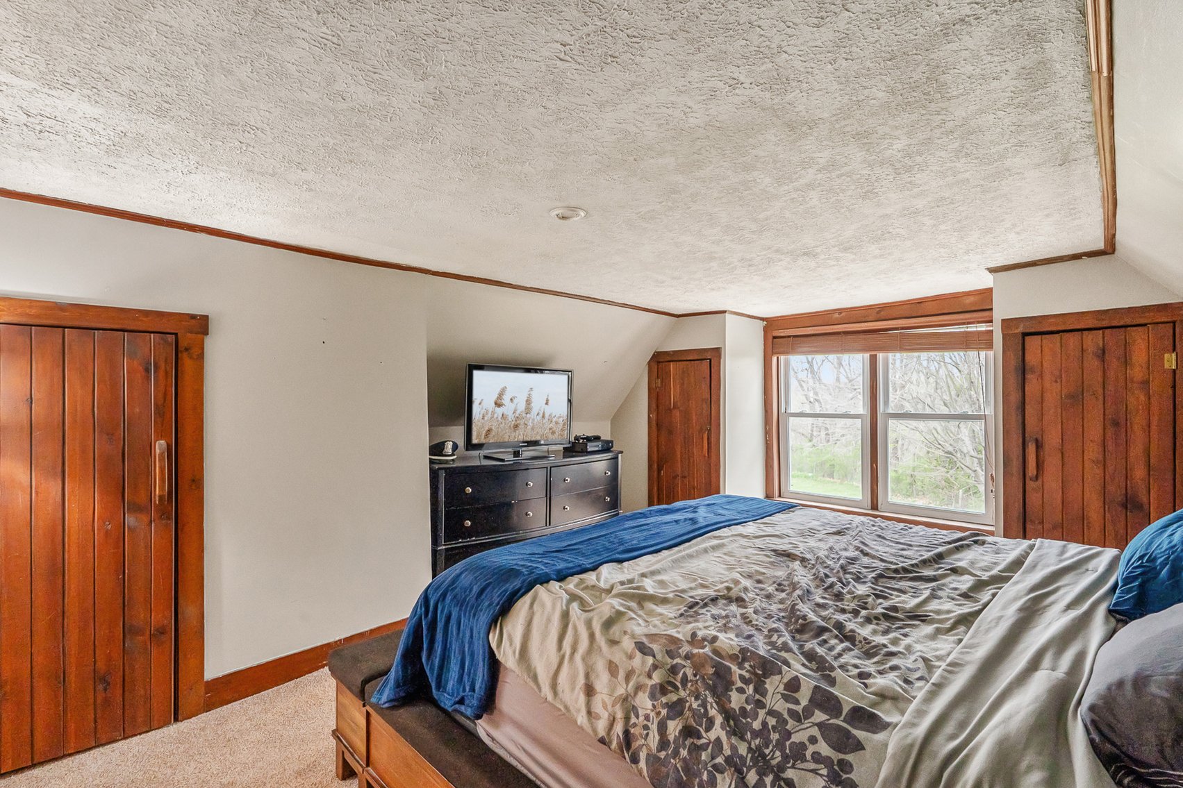 Image for Plainfield, IN - 3 BR/2 BA Home on 4 Acres Online Only Auction