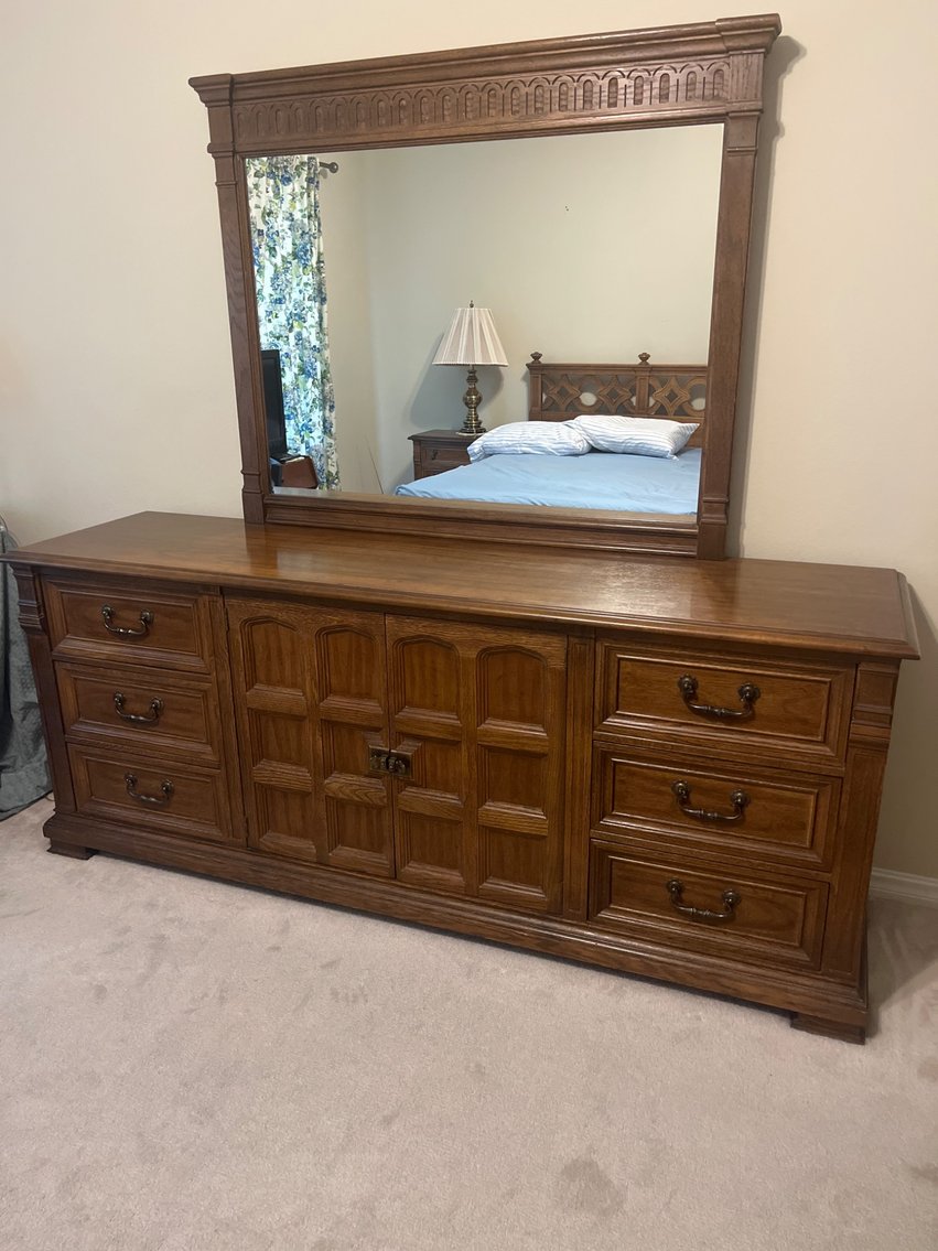 Image for Thomas Betz Estate Auction