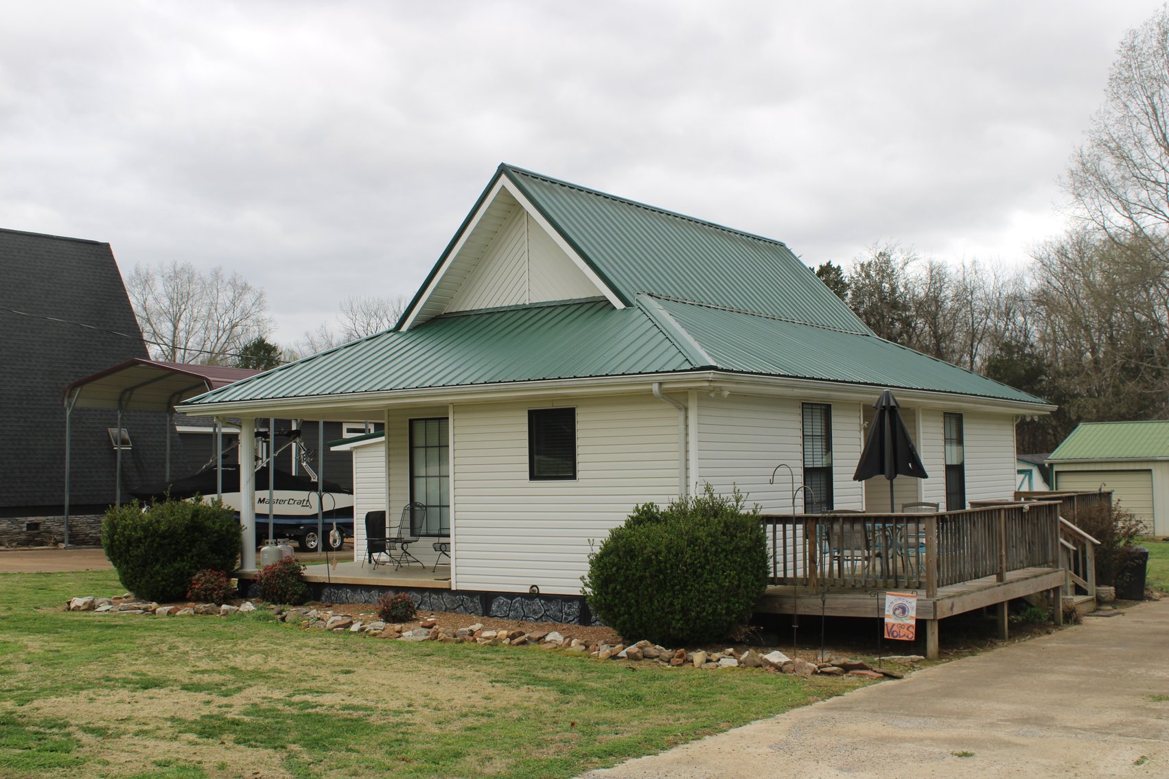 Image for 628 Cypress Creek Marina Road