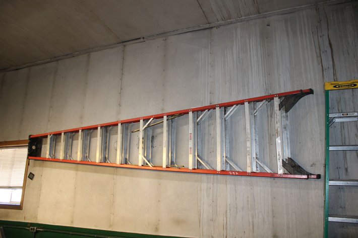 Image for 10' Step Ladder