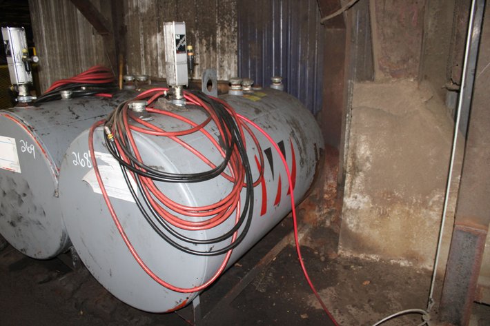 Image for Hydraulic Oil Tank w/ Air Pump