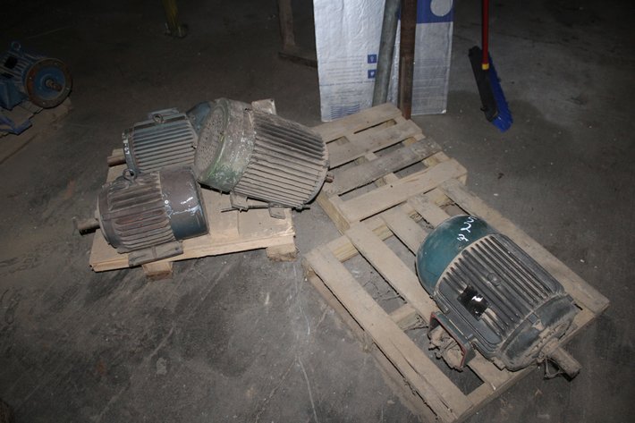 Image for (4) Small Electric Motors