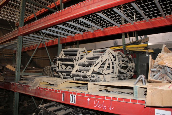 Image for Contents Shelf: Ladder Chain