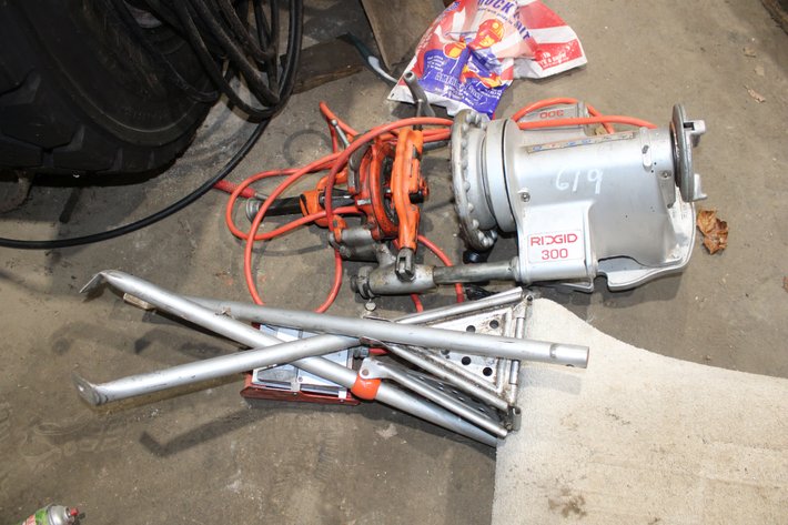 Image for Rigid 300 Pipe Threader & Stand