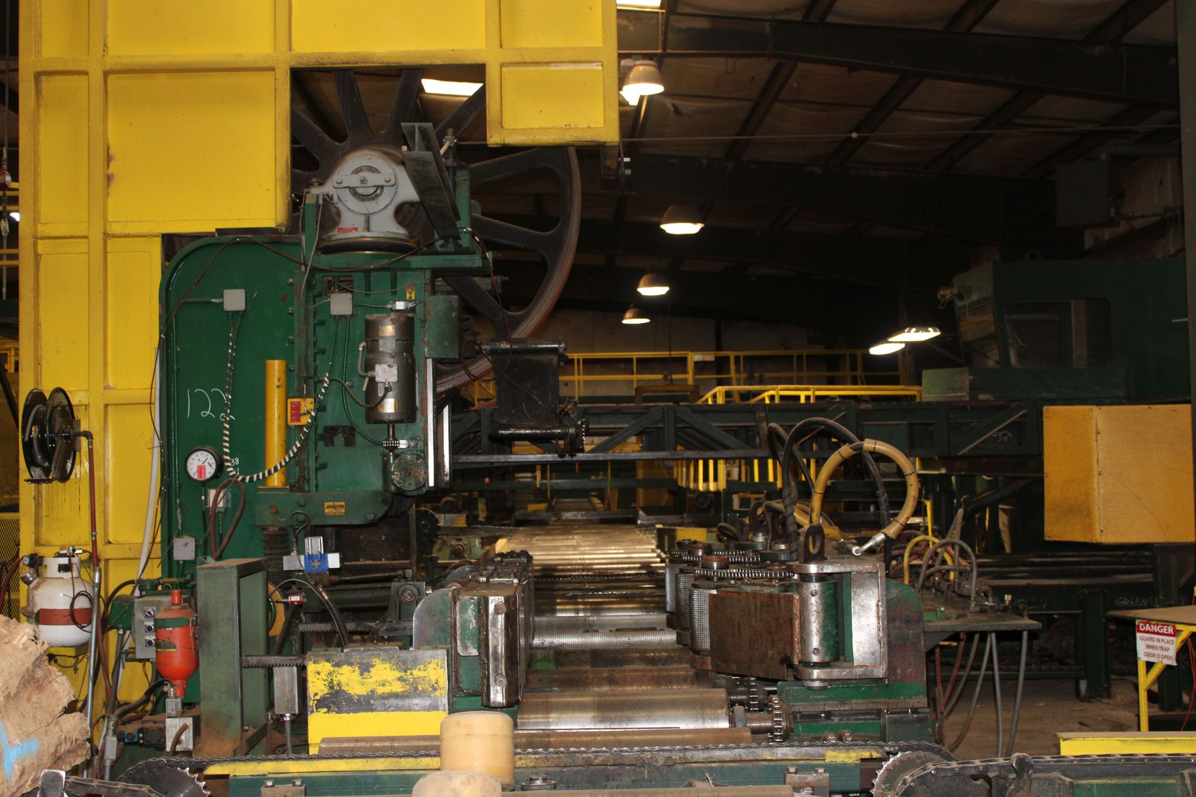 Image for COMPLETE SALEM 7' LINE BAR RESAW SYSTEM