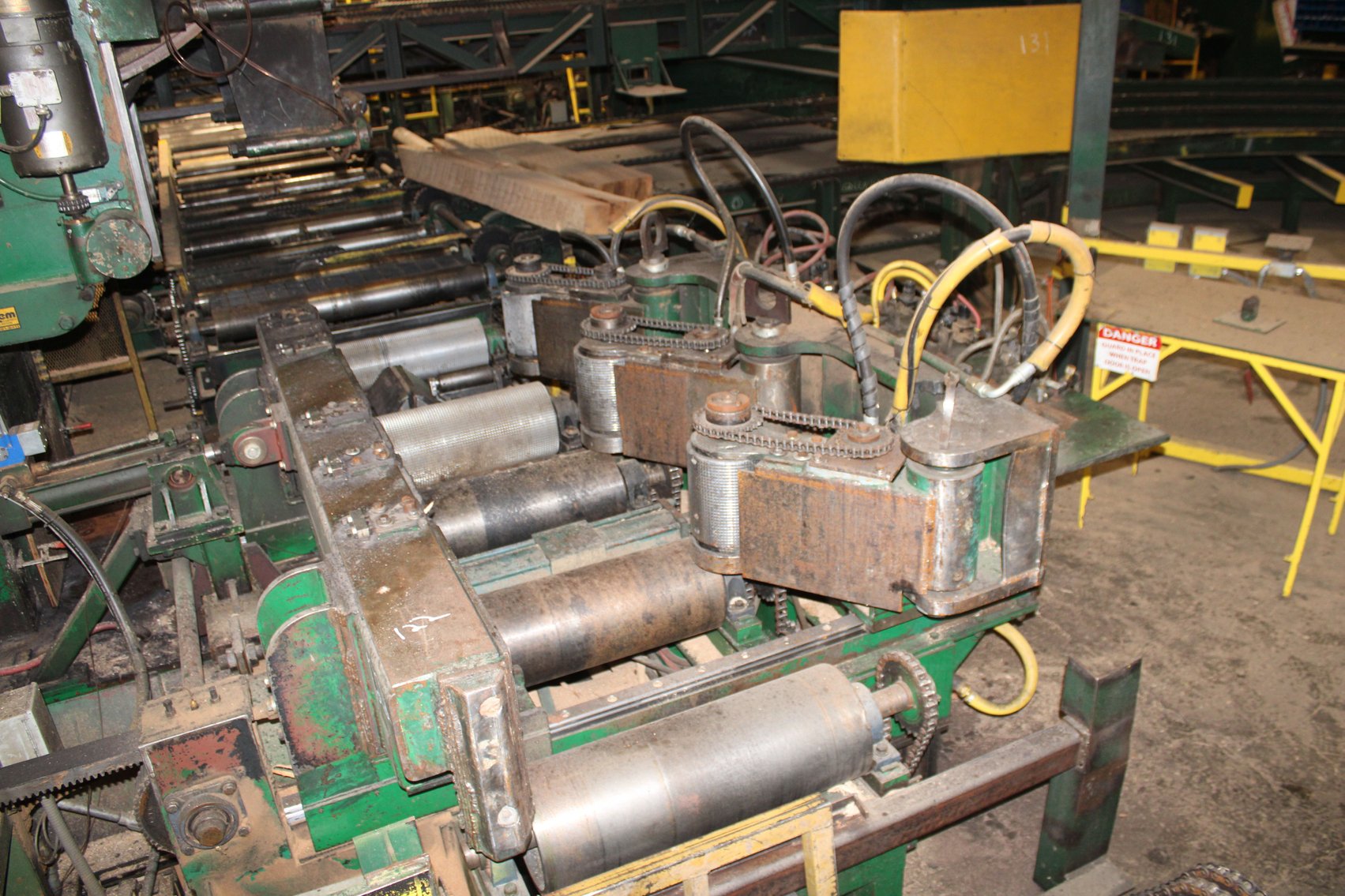 Image for COMPLETE SALEM 7' LINE BAR RESAW SYSTEM