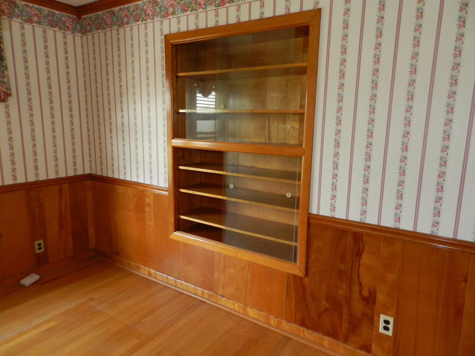 Image for Real Estate Auction for Estate of A. Harris