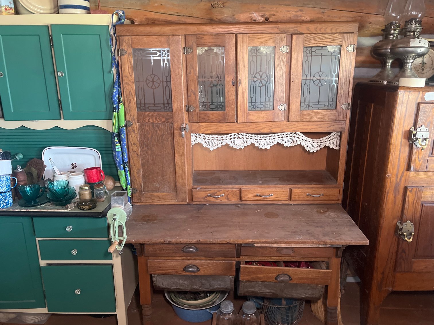 Image for Tom & Dixie Thompson ANTIQUE & Household Auction