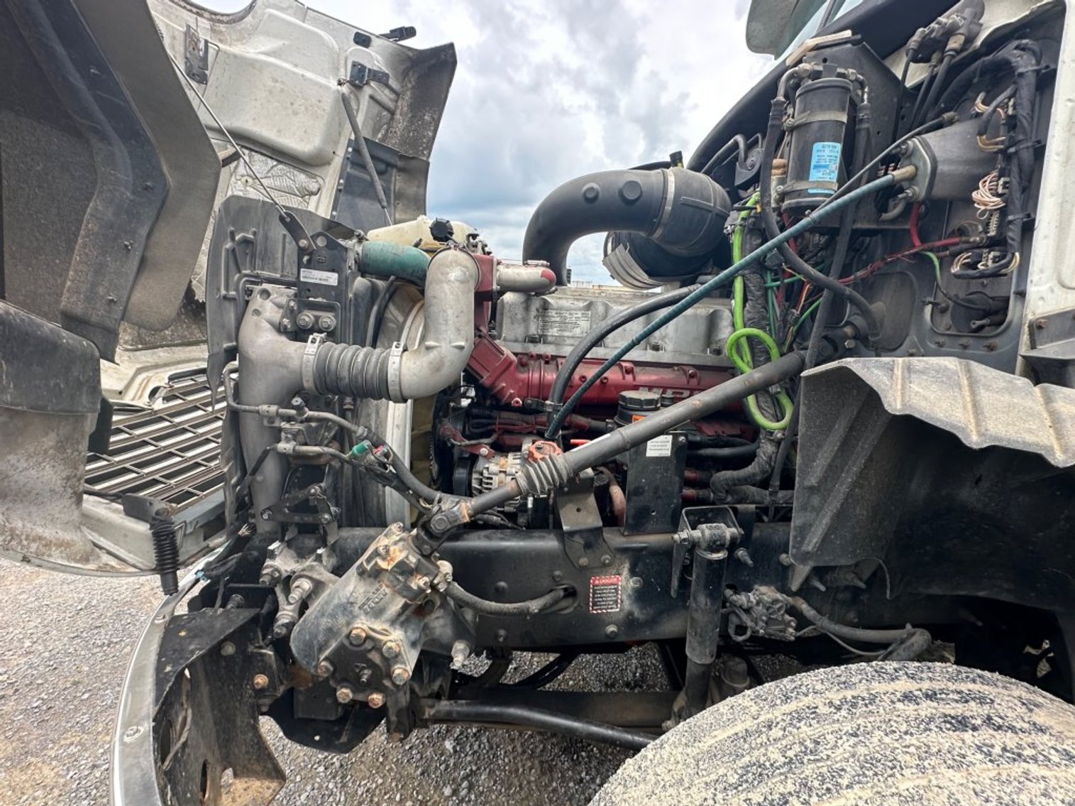 Image for 2014 MACK CXU613 GOLD DOG T/A TRUCK TRACTOR